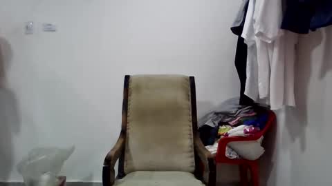 elisandry2 online show from September 14, 2025, 5:50 am