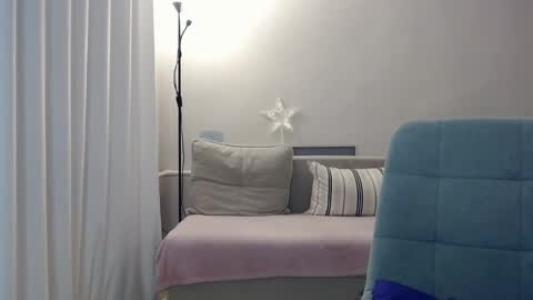 Snapshot of eliscuteblonde chatting on February 11, 2025, 10:50 pm Elis online show from February 11, 2025, 10:50 pm