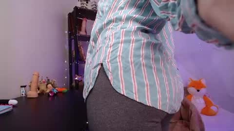elise_nyx online show from May 12, 2026, 11:40 am