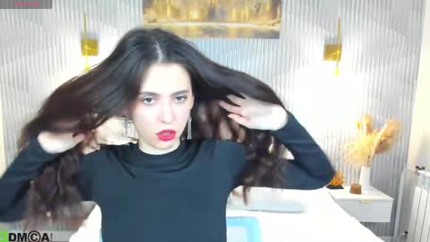 Snapshot of elise_robbie chatting on March 26, 2026, 1:01 am Elise online show from March 26, 2026, 1:01 am