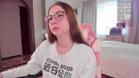 Elise    online show from February 14, 2025, 9:34 am