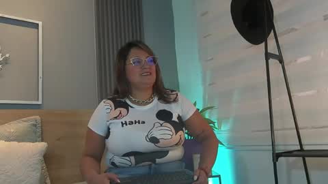 Elise Play Boobs online show from May 11, 2026, 5:10 pm