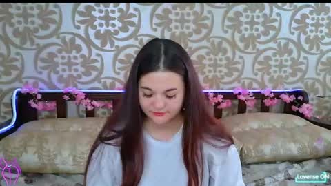 elisesmuse online show from July 9, 2026, 12:09 pm