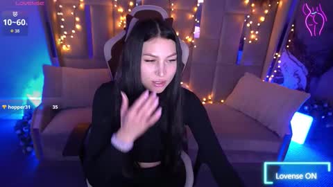 elisevelour online show from February 12, 2026, 2:12 pm