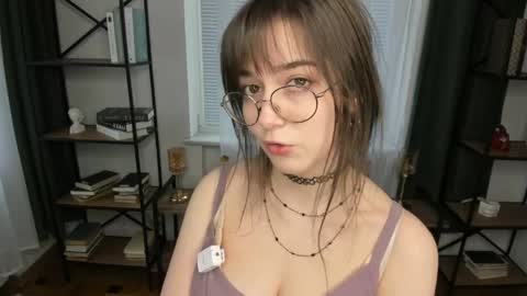 Elis online show from April 5, 2026, 7:49 am