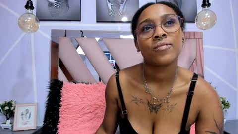 elit noa online show from January 21, 2025, 10:51 pm