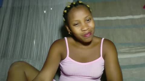 Snapshot of elita12010 chatting on June 4, 2026, 5:24 am elita12010 online show from June 4, 2026, 5:24 am
