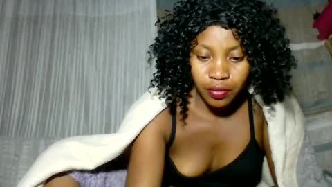 Snapshot of elita12010 chatting on June 18, 2026, 7:29 pm elita12010 online show from June 18, 2026, 7:29 pm