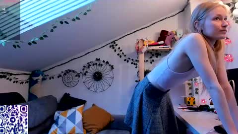 EliteEros online show from April 24, 2026, 2:30 pm