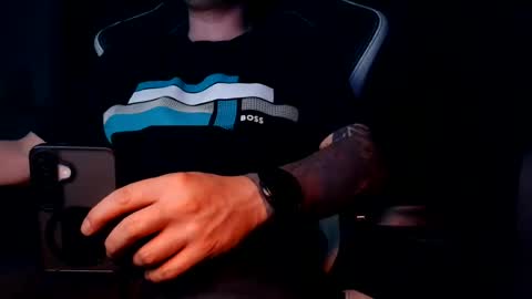 elitegangster24 online show from June 22, 2026, 4:09 am