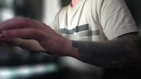 elitegangster24 online show from July 25, 2026, 7:22 pm