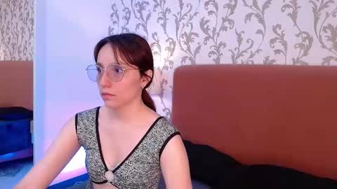 Eliza online show from March 5, 2025, 7:17 pm