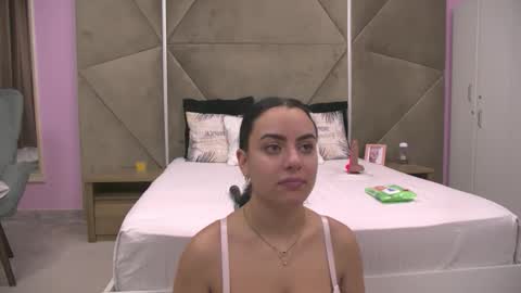 Eliza online show from November 1, 2025, 5:53 am