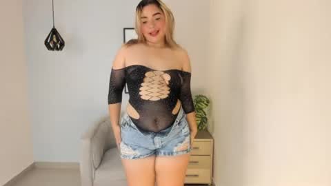 Snapshot of eliza_pryor chatting on June 11, 2026, 12:14 pm eliza_pryor online show from June 11, 2026, 12:14 pm