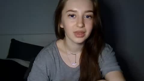 Snapshot of elizabet_18 chatting on January 26, 2025, 7:31 pm Elizabet 18 online show from January 26, 2025, 7:31 pm