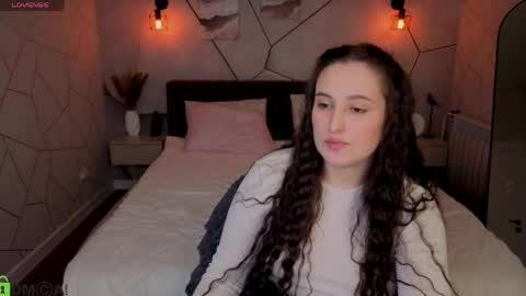 Elizabet online show from April 23, 2026, 12:29 pm