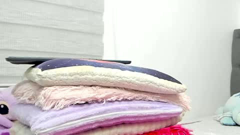 ELIZA online show from June 9, 2026, 3:29 am