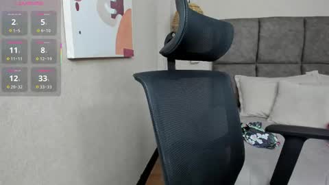 Snapshot of elizabeth_20_ chatting on October 1, 2025, 7:09 pm elizabeth online show from October 1, 2025, 7:09 pm