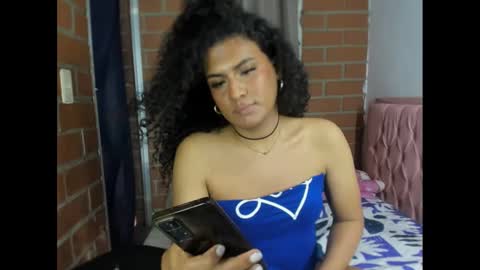 elizabeth_777 online show from December 10, 2024, 3:12 pm