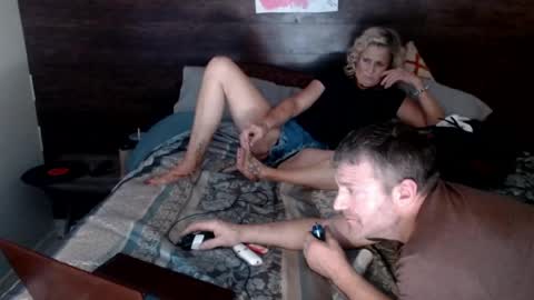 elizabeth_aron online show from March 7, 2026, 8:11 am