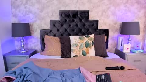 Snapshot of elizabeth_colleman chatting on July 29, 2026, 9:46 pm Elizabeth online show from July 29, 2026, 9:46 pm