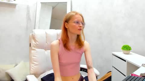 Elizabeth online show from March 1, 2025, 6:57 am