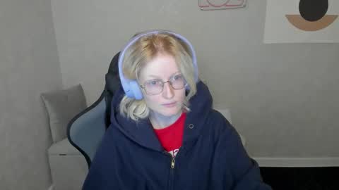 Elizabeth online show from September 12, 2025, 12:22 am