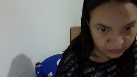 Elizabeth Martinez  online show from November 14, 2025, 6:28 pm