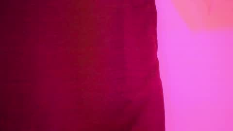 Montserrath online show from March 3, 2025, 2:36 am