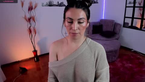 Snapshot of elizabeth_taylor_b chatting on December 13, 2024, 4:27 pm Elizabeth online show from December 13, 2024, 4:27 pm