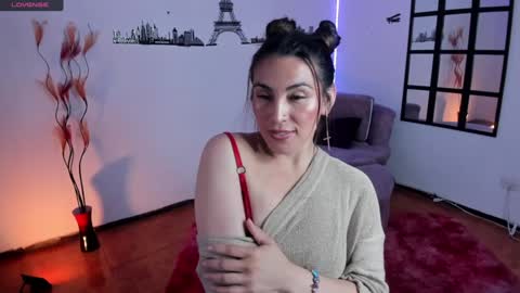 Snapshot of elizabeth_taylor_b chatting on December 28, 2024, 9:51 pm Elizabeth online show from December 28, 2024, 9:51 pm