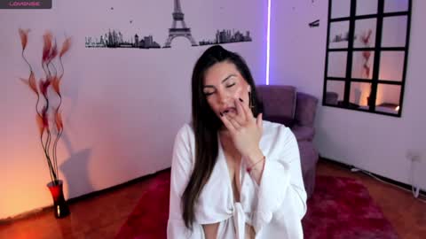 Snapshot of elizabeth_taylor_b chatting on February 4, 2025, 9:41 pm Elizabeth online show from February 4, 2025, 9:41 pm