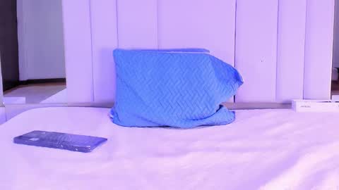    online show from October 24, 2025, 6:32 am