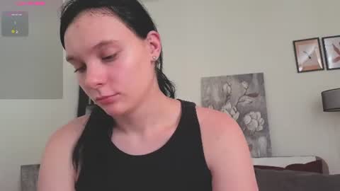 Elizabeth online show from June 30, 2026, 1:06 am