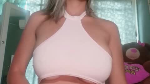 Snapshot of elizabethcampbell chatting on October 14, 2025, 2:18 pm Lizzy online show from October 14, 2025, 2:18 pm