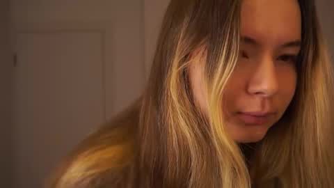 Snapshot of elizabethennals chatting on September 18, 2025, 6:43 pm Elizabeth online show from September 18, 2025, 6:43 pm