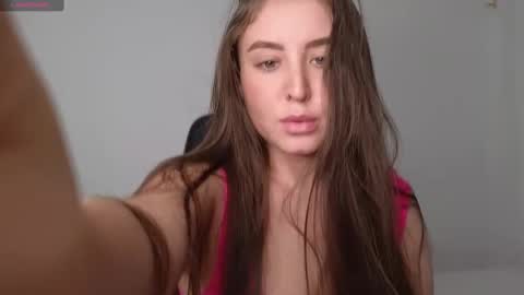 instgram aly leiv17 ---- Im model-independent online show from December 9, 2024, 11:03 pm