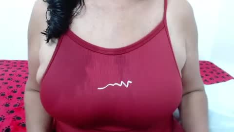 ElizabethMiler online show from June 13, 2026, 8:29 pm