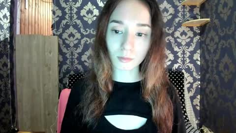 elizabethrice online show from March 2, 2025, 9:54 pm