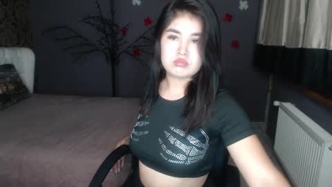 Elizabeth online show from April 4, 2026, 5:43 pm