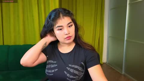 Elizabeth online show from May 27, 2026, 11:40 am