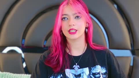 Elizabet online show from February 5, 2025, 6:59 pm