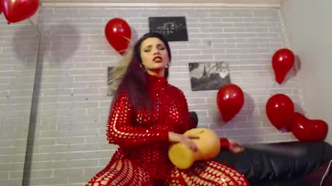   online show from February 28, 2025, 9:55 pm
