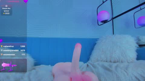 elizbeth_777 online show from January 14, 2025, 10:12 pm