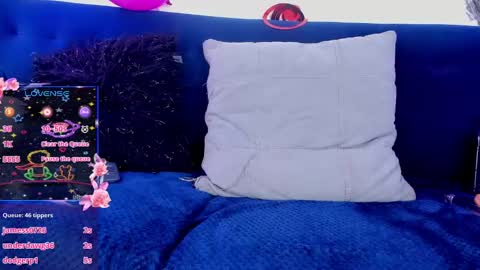 elizbeth_777 online show from February 15, 2025, 2:11 pm