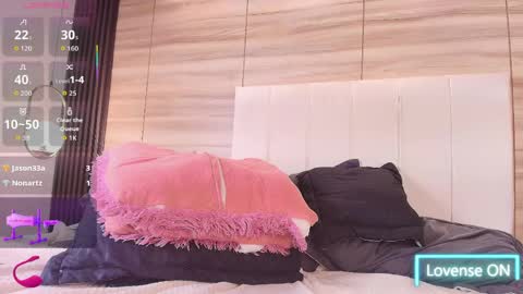 elizbeth_777 online show from May 16, 2026, 3:47 am