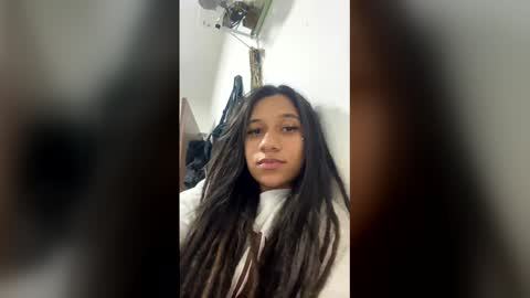 elize23 online show from March 25, 2026, 1:11 am