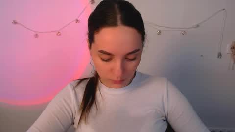 elizsun online show from March 27, 2026, 8:37 am