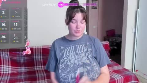 Lina online show from October 11, 2025, 8:24 am