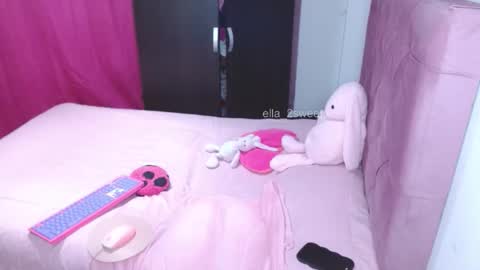 Snapshot of ella_2sweet chatting on September 26, 2025, 2:48 am Ella  online show from September 26, 2025, 2:48 am